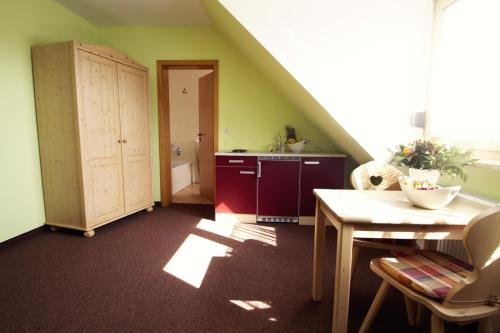 Brotzeit Stadl Gbr — Bad Staffelstein — photo 4
