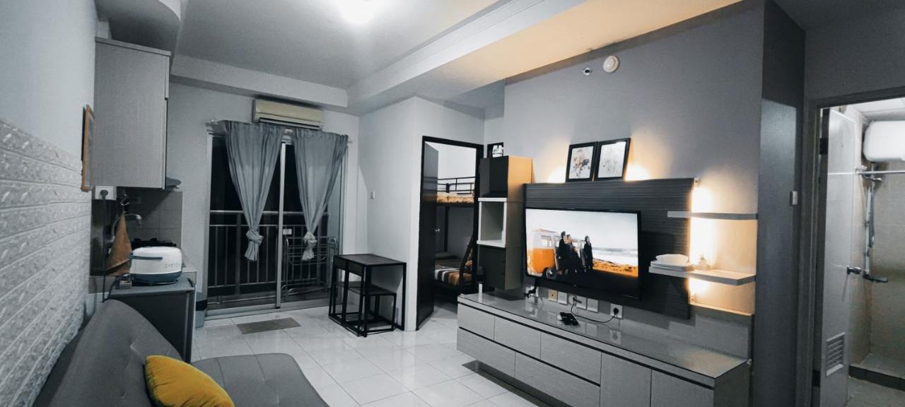 West Jakarta MGR2 2 Bedroom Apartments — 4-Star Luxury Hotel in Jakarta, Indonesia