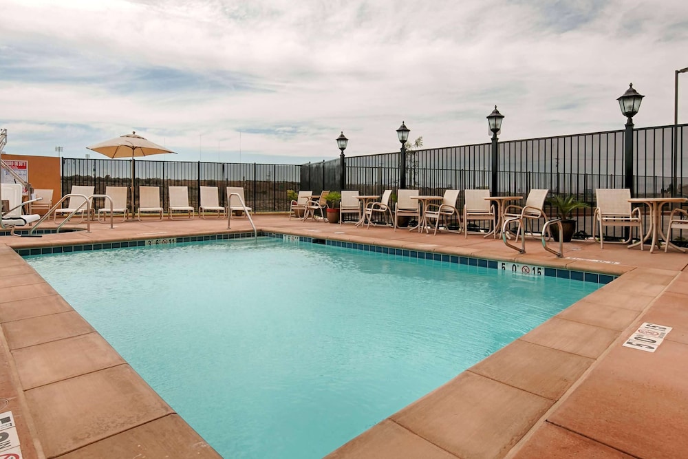 Wyndham Garden Lancaster CA - photo 15