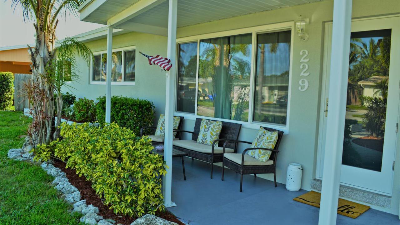 Private Heated Pool Resort Style Home Minutes From the Beach - photo 43