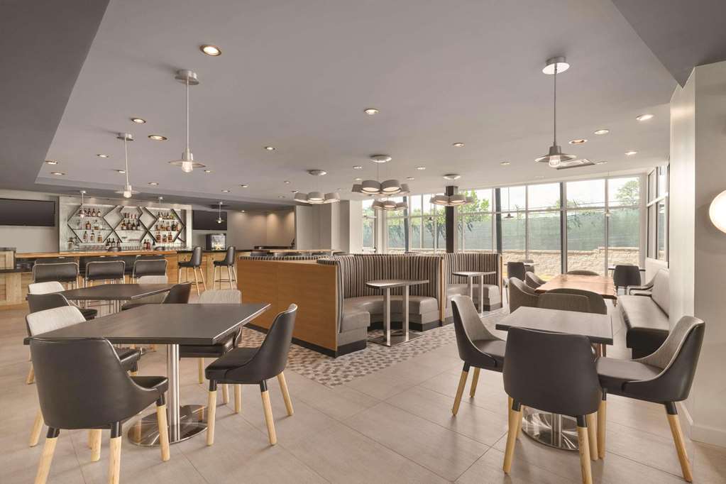 Radisson Hotel Atlanta Airport - photo 24