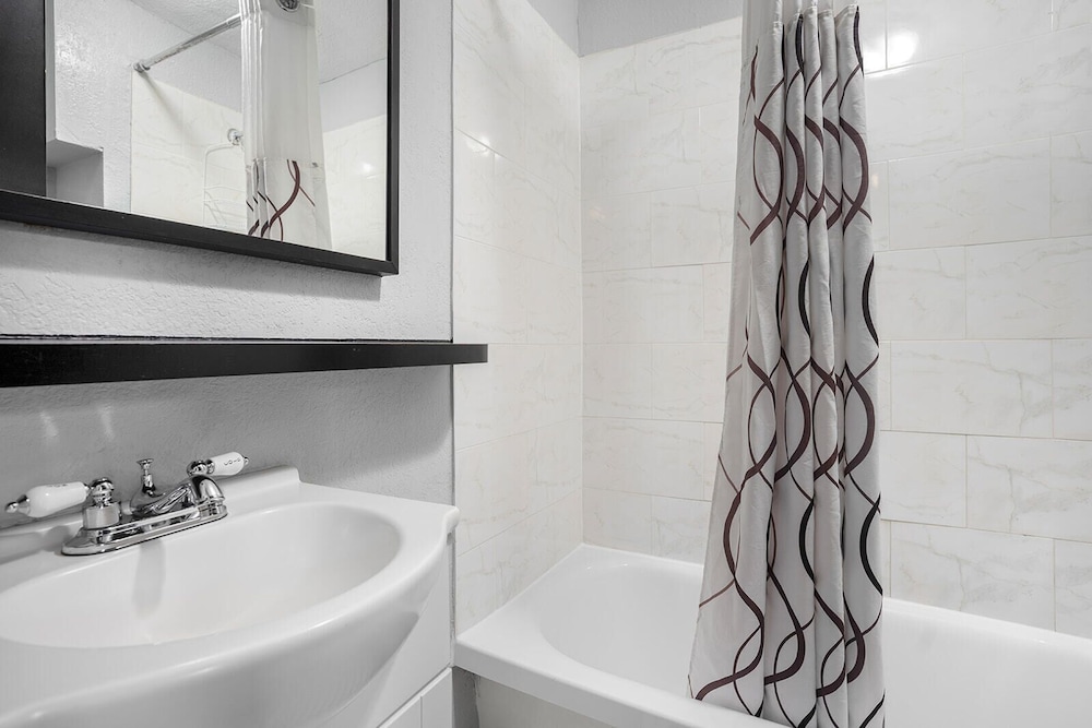 Avalon Hotel Downtown St. Petersburg - photo 27