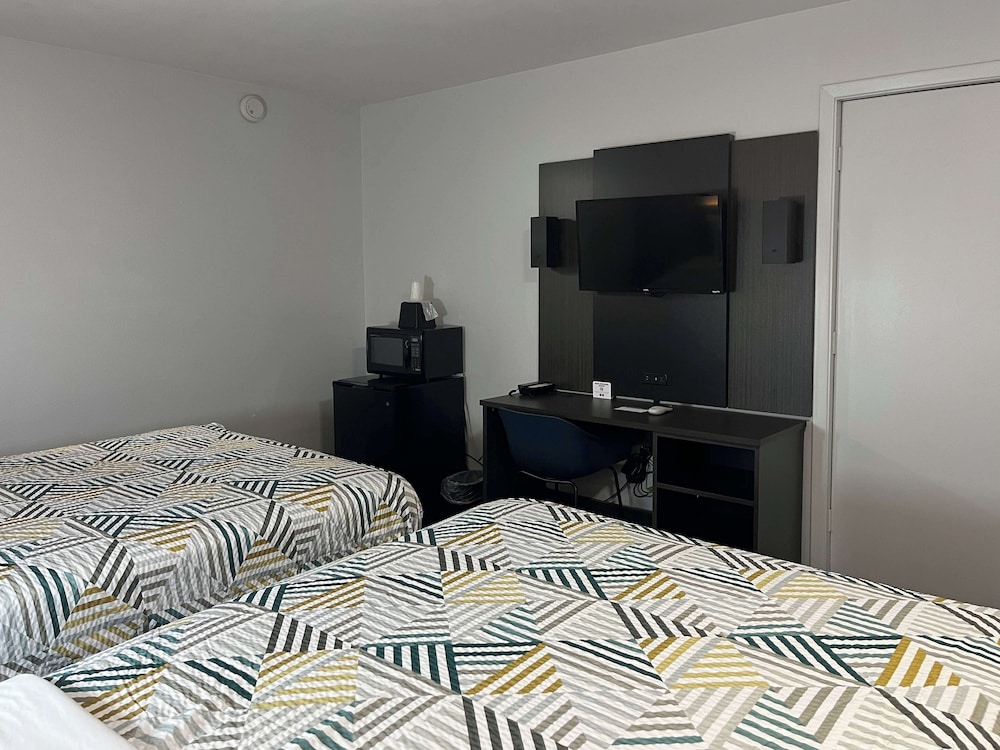 Motel 6 Artesia NM - photo 20