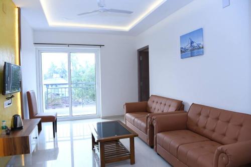 Beach Heaven Deluxe Rooms & Serviced Apartments — 4-Star Luxury Hotel in Mangalore, India