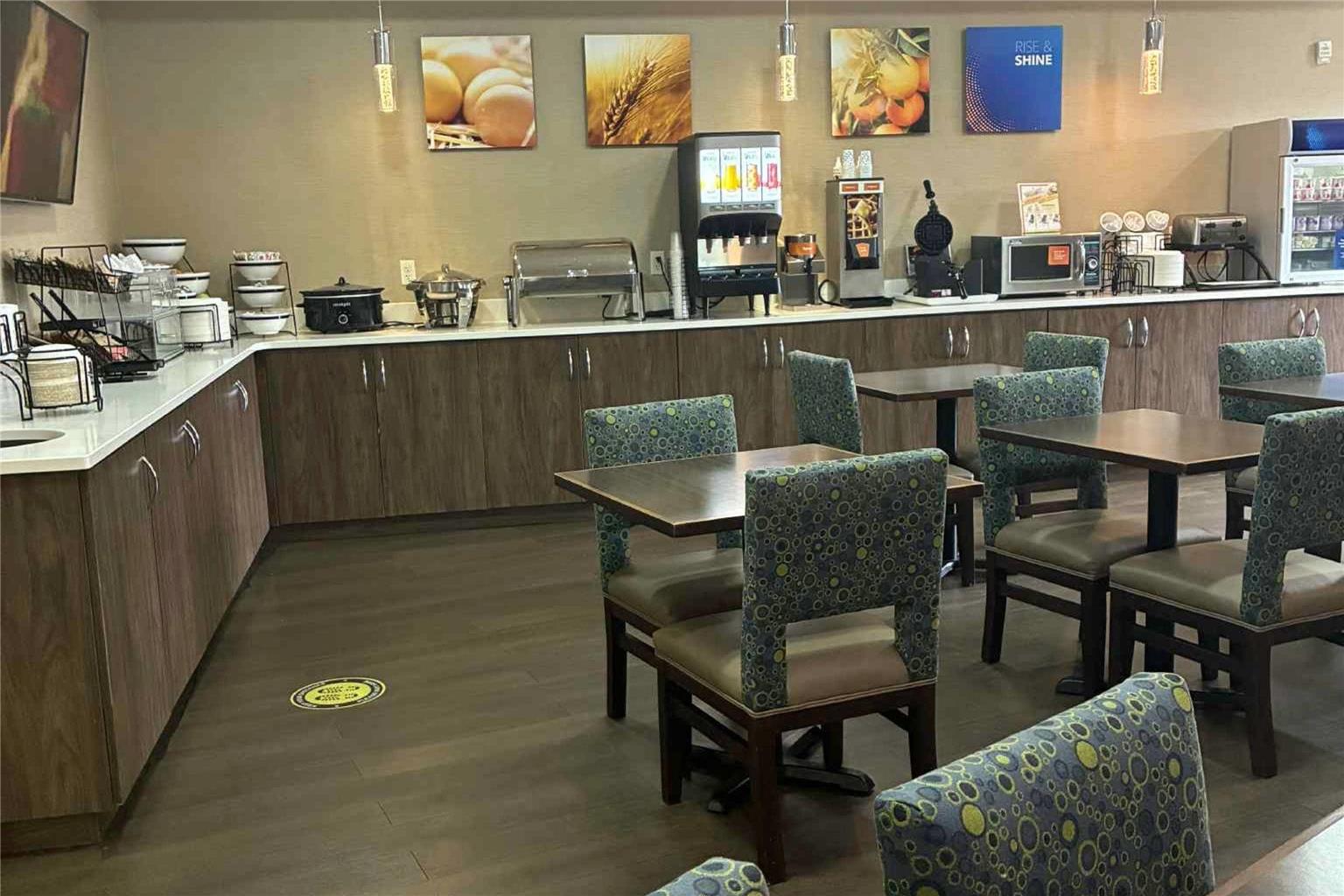 Comfort Inn and Suites Near Lake Guntersville - photo 50