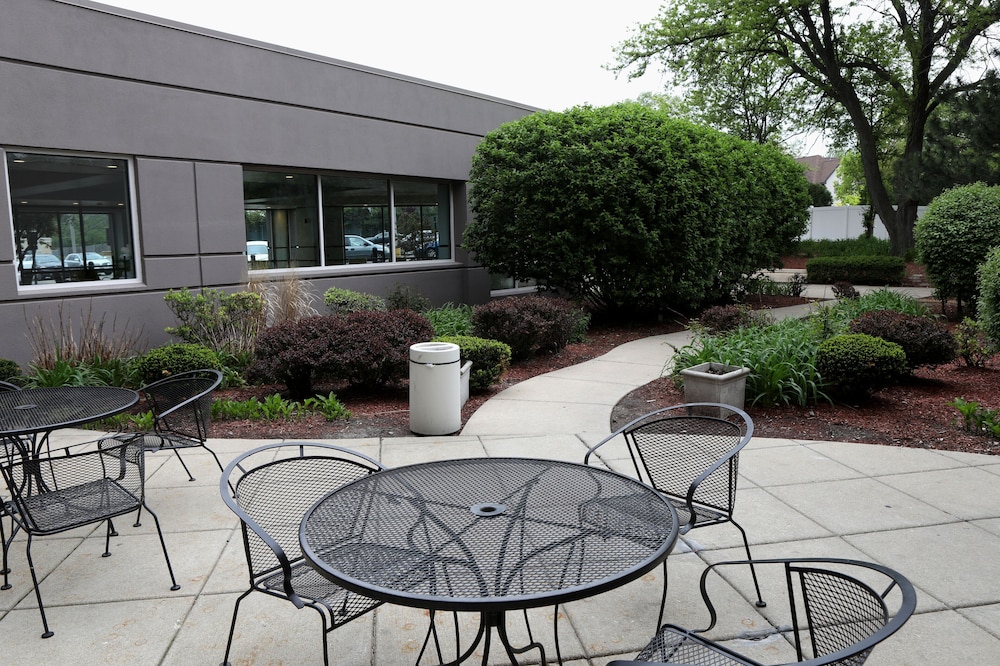 Holiday Inn Chicago Oakbrook by IHG - photo 35