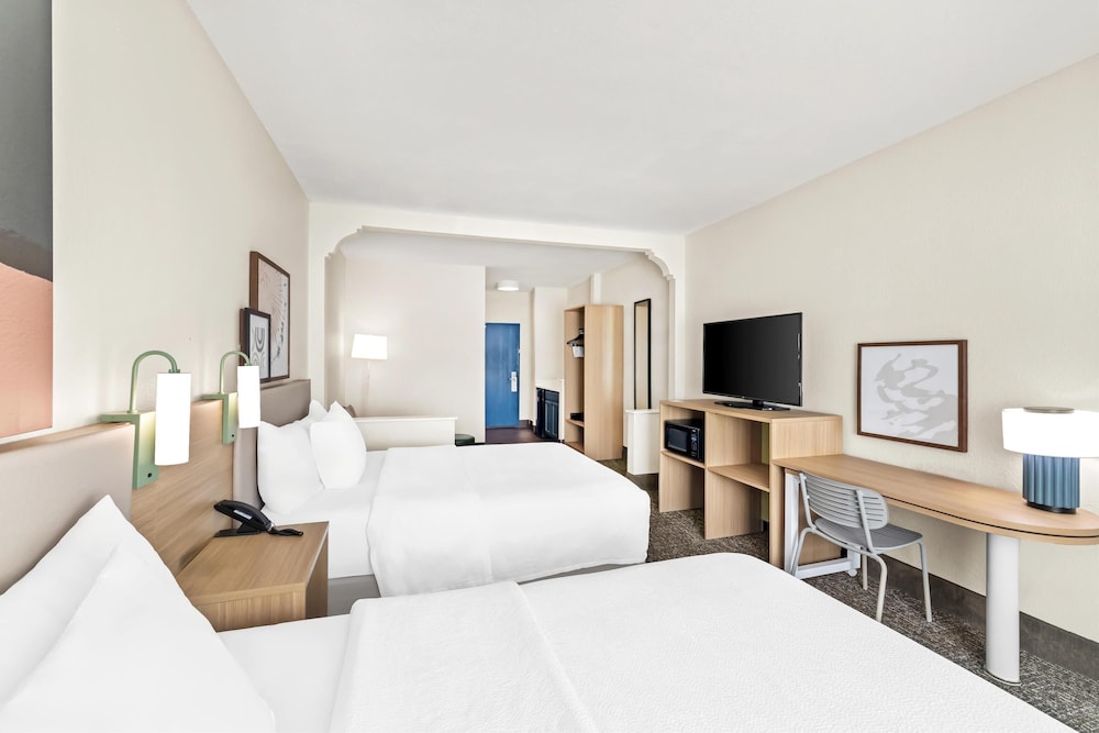 Spark by Hilton Round Rock - photo 15