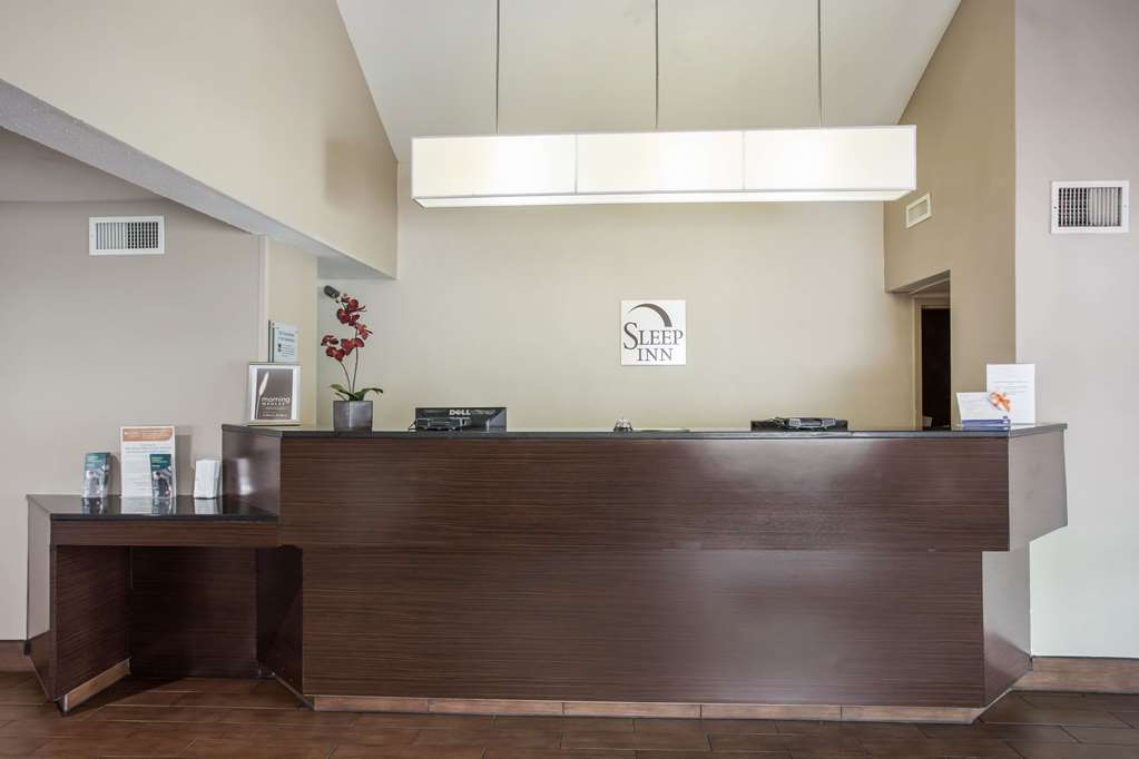 Sleep Inn Kansas City International Airport - photo 4