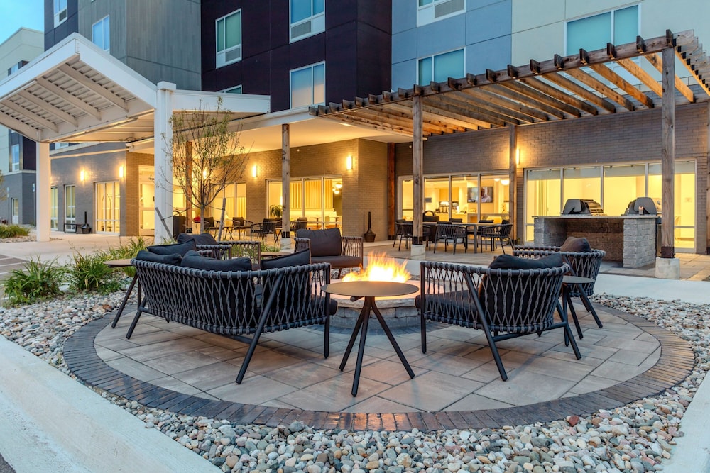 TownePlace Suites by Marriott Chesterfield - photo 16