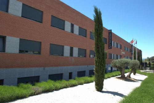 Hotel Apartamentos Tartesos — 4-Star Luxury Hotel in Las Rozas De Madrid, Spain