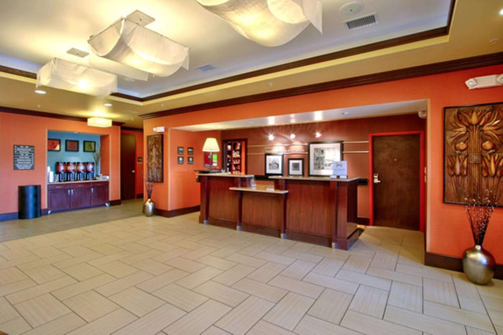 Hampton Inn & Suites Denver Highlands Ranch - photo 4