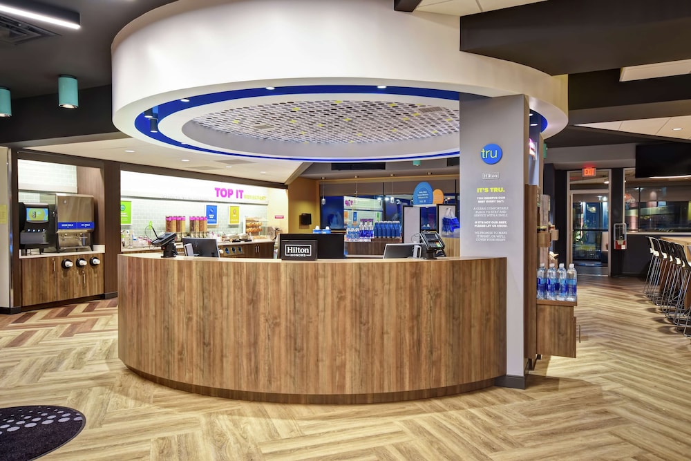 Tru by Hilton Pigeon Forge TN - photo 4