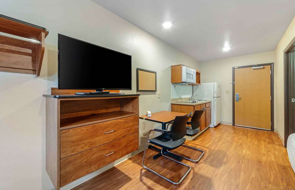 Extended Stay America Select Suites Fort Lauderdale Airport West - photo 19