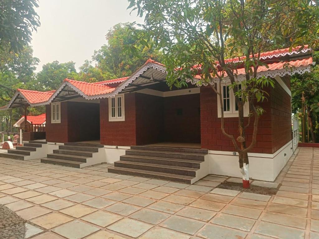 Shantadurga Beachside Homestay — 5-Star Luxury Hotel in Guhagar, India