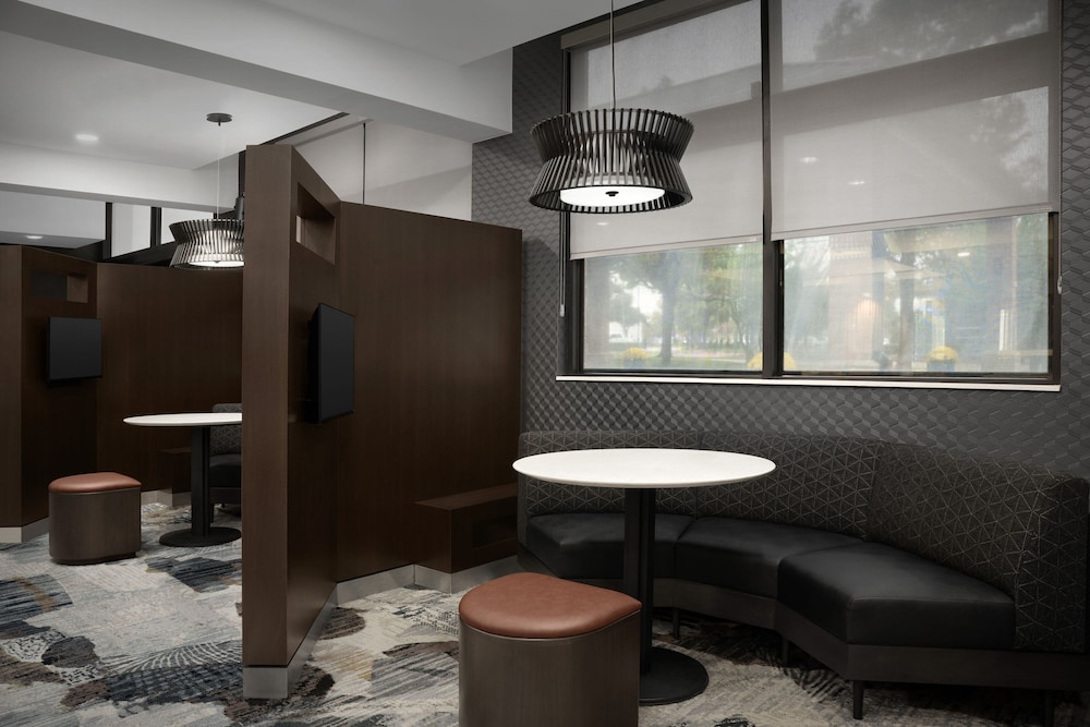 Courtyard by Marriott Dallas Addison Quorum Drive - photo 35