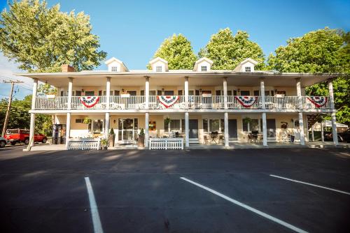 Scenic Inn of Conway - photo 12