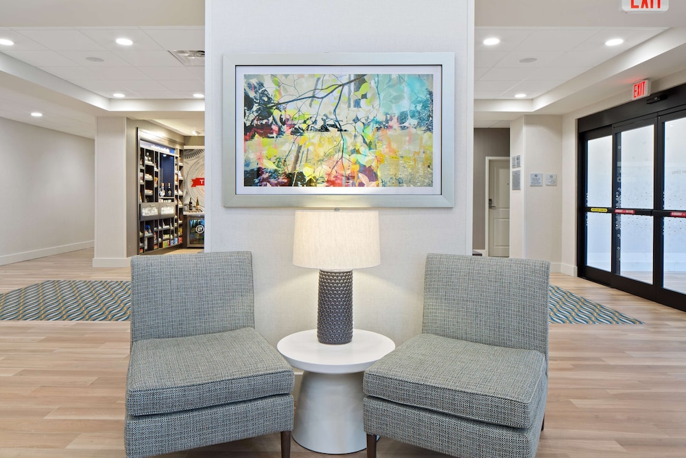 Hampton Inn & Suites Seattle Woodinville WA - photo 5