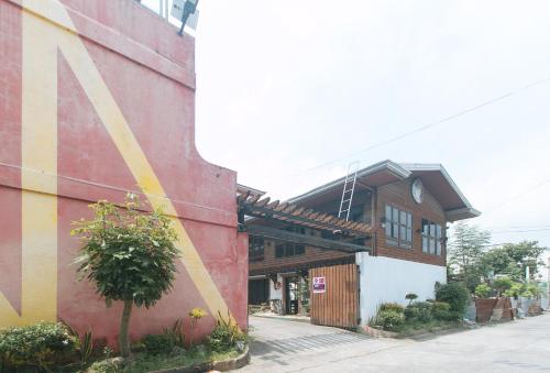RedDoorz at Joels Apartelle — Binan — photo 5
