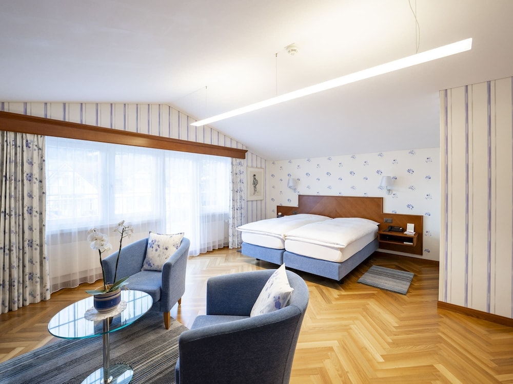 Hotel Hecht — Appenzell — photo 2