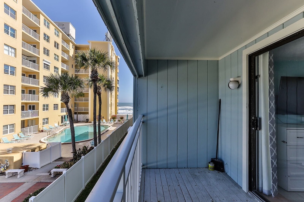 Coastal Waters Inn - photo 217