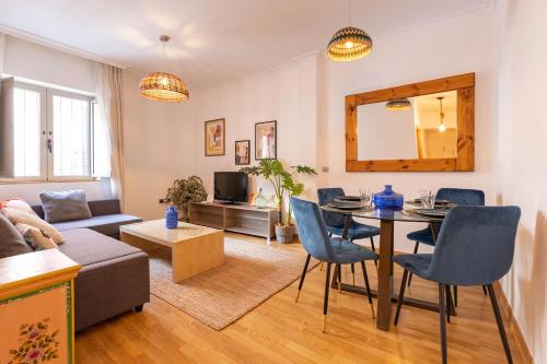 Charming Apartment at San Bernardo Neighborhood By Cityzen Apartments — 4-Star Luxury Hotel in Sevilla, Spain