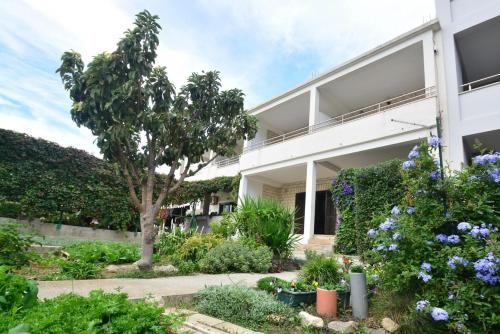 Apartment in Duce with sea view terrace air conditioning WiFi 4969 1 — 4-Star Luxury Hotel in Duce, Croatia