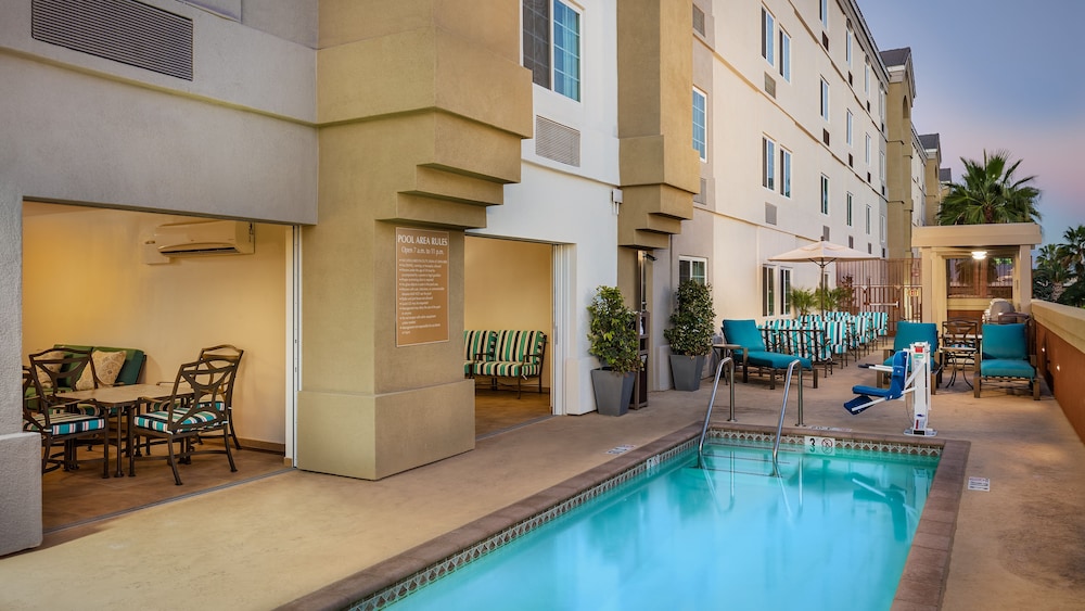 Candlewood Suites Anaheim Resort Area by IHG - photo 37
