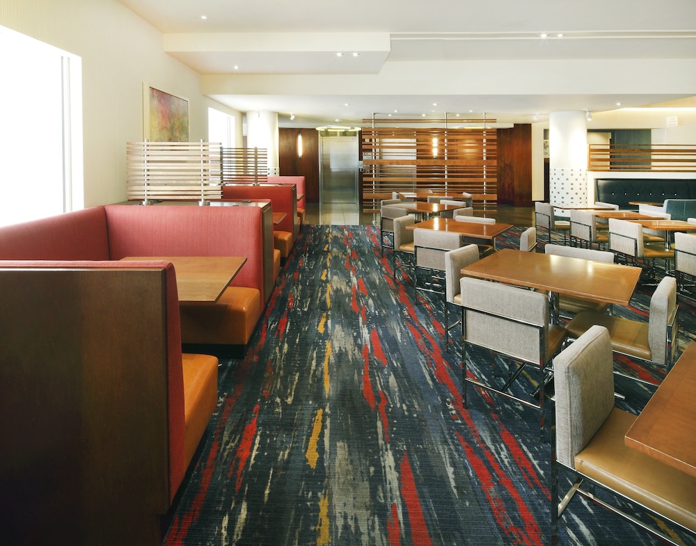 Holiday Inn Express and Suites Fisherman's Wharf by IHG - photo 33
