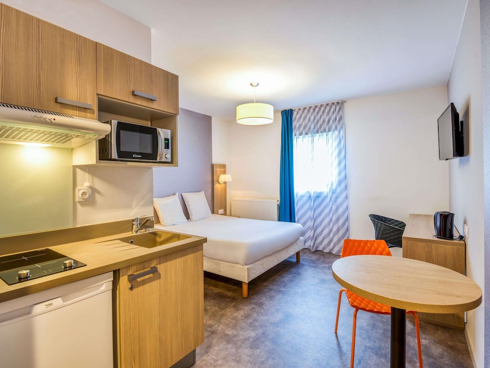 Aparthotel Adagio Access Saint Nazaire in Saint-Nazaire, France
