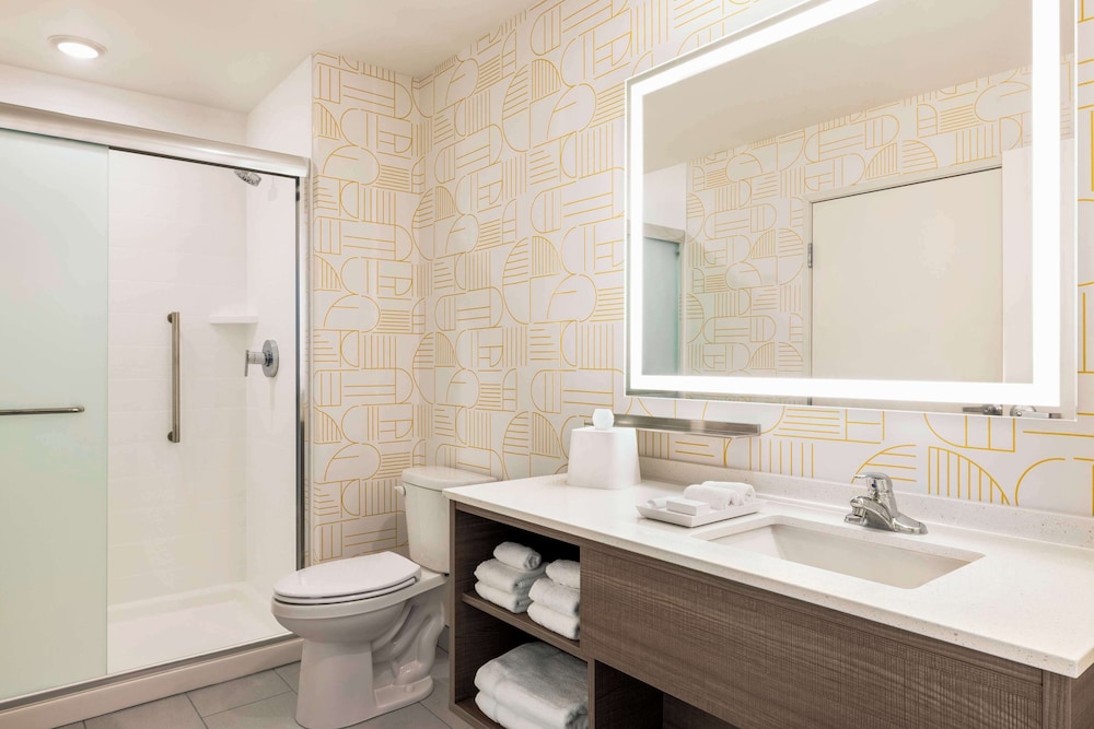 Home2 Suites by Hilton Livingston Yellowstone - photo 17