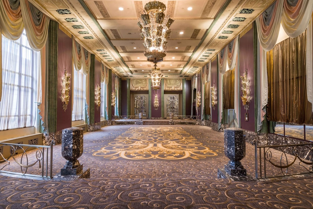 Hilton Cincinnati Netherland Plaza - photo 65