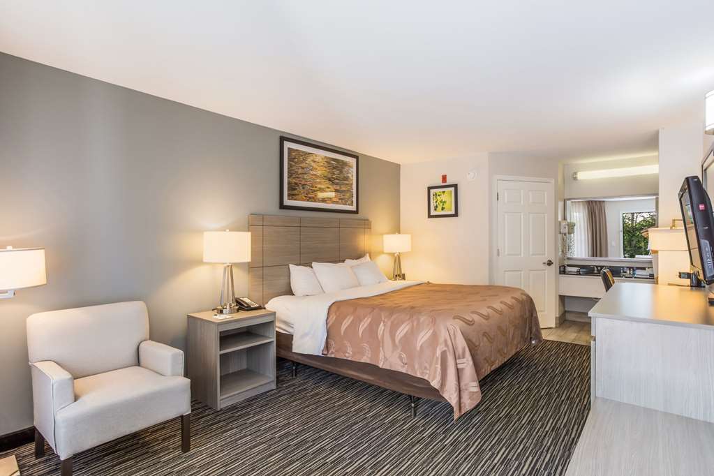 Quality Inn Gallatin Nashville Metro - photo 20