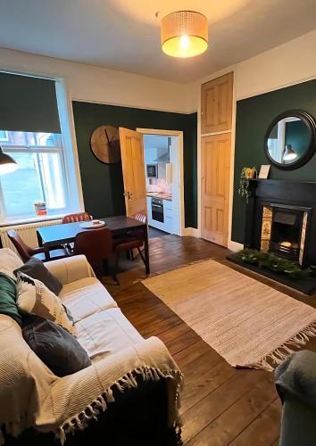 Hazelwood Jesmond Cosy Flat in a Jesmond Pass the Keys — hotel in Gosforth