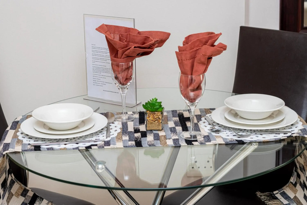 Rad Stays Illovo Mews 245 Oxford Road — 4-Star Luxury Hotel in Johannesburg, South Africa
