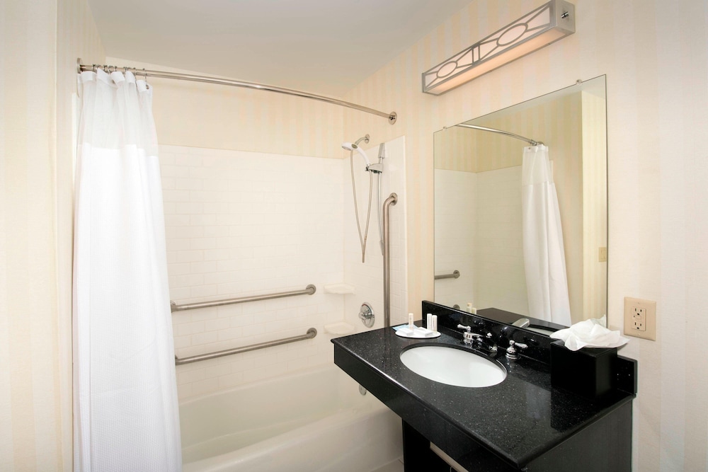 Fairfield Inn & Suites Weatherford - photo 21