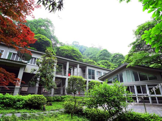 Kuntai Mountain Villa Hotel — 4-Star Luxury Hotel in Chengdu, People's Republic of China