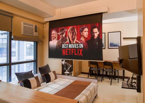 Spacious Family Sleeper BGC & 84inch Cinema — 4-Star Luxury Hotel in Manila, Philippines