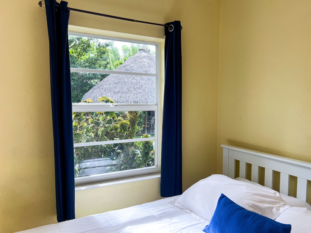 Sunset Cove Beach Resort - photo 41