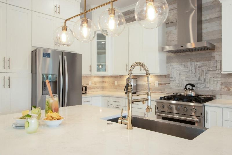 Edgewater By Avantstay Gorgeous Character Lakefron - photo 33