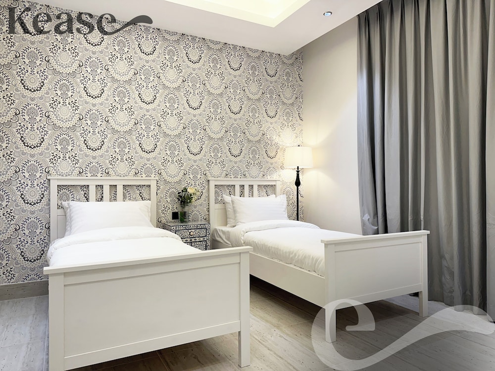 Kease Al Wahah K 2 Royal Touch AX68 — 4-Star Luxury Hotel in Riyadh, Saudi Arabia