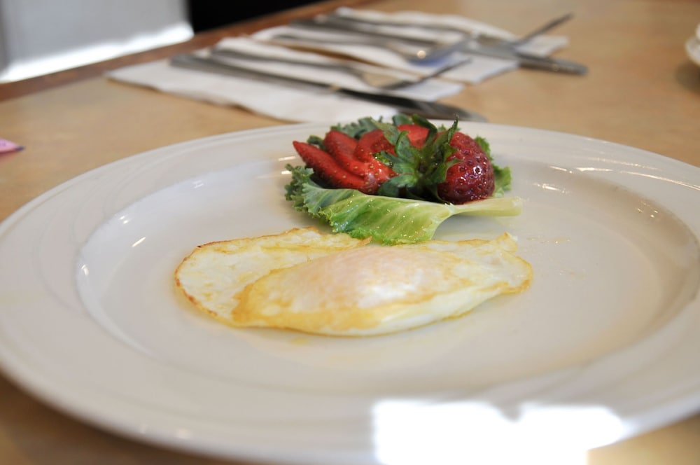 Piccadilly Inn Airport - photo 41
