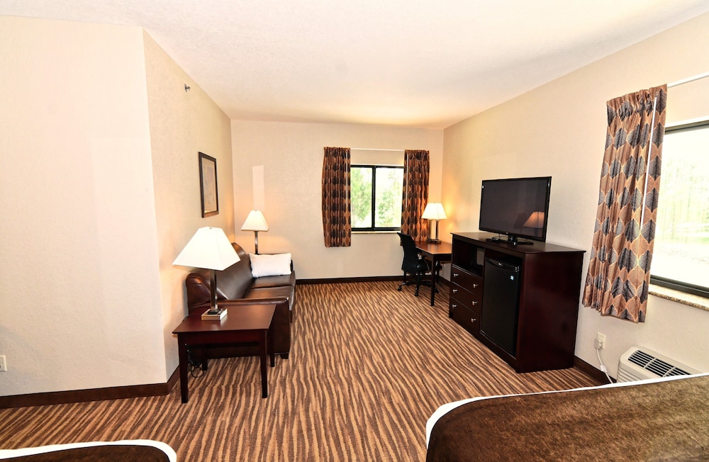 Cobblestone Inn & Suites Clarion - photo 53