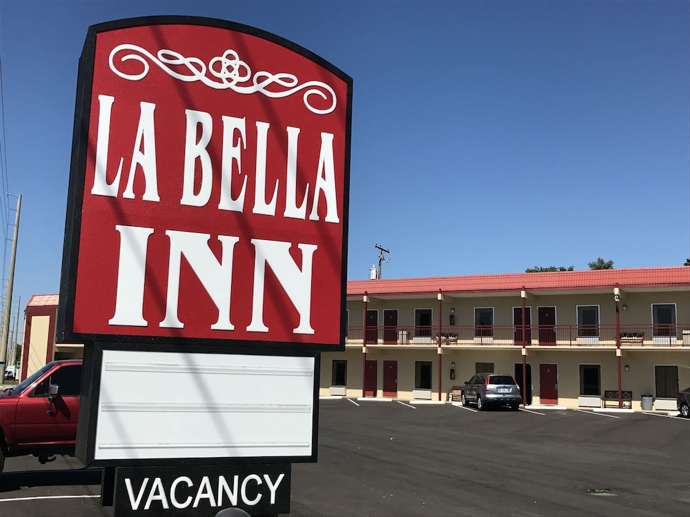 La Bella Inn — Tavares