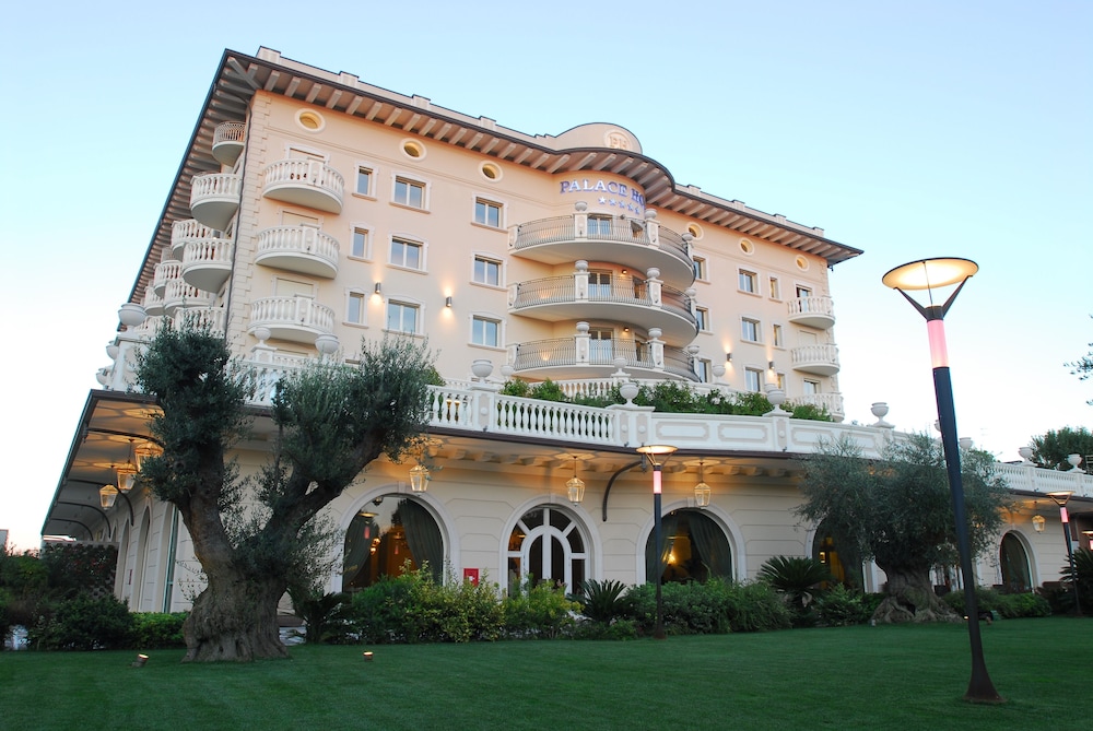 Palace Hotel — hotel in Milano Marittima