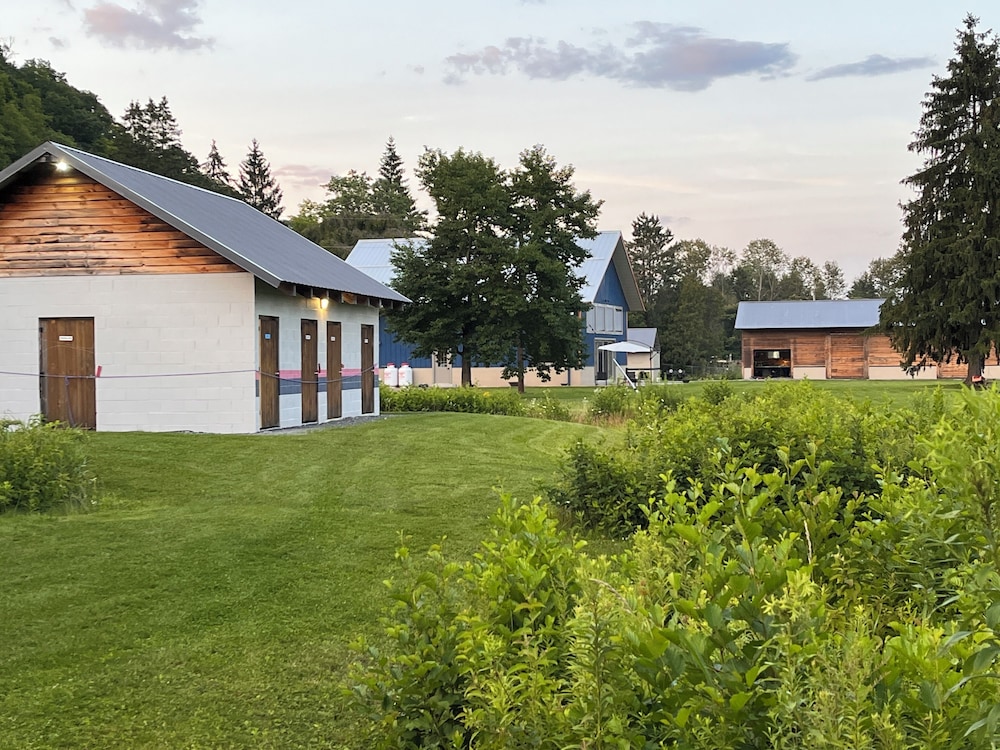 Godspeed Events & Lodging - photo 31