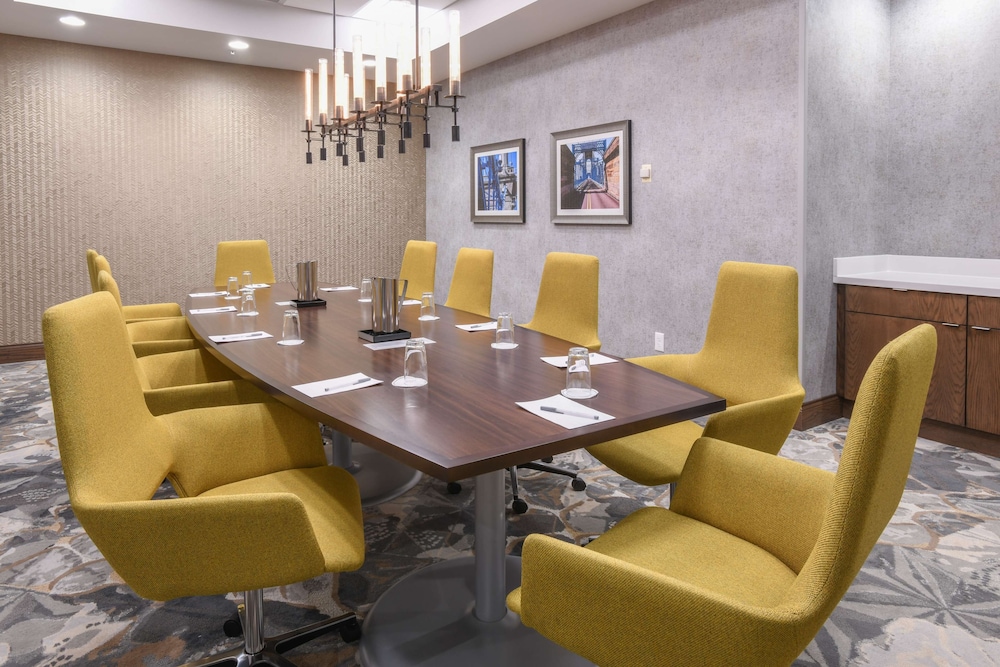 Hilton Garden Inn Cincinnati Midtown - photo 51