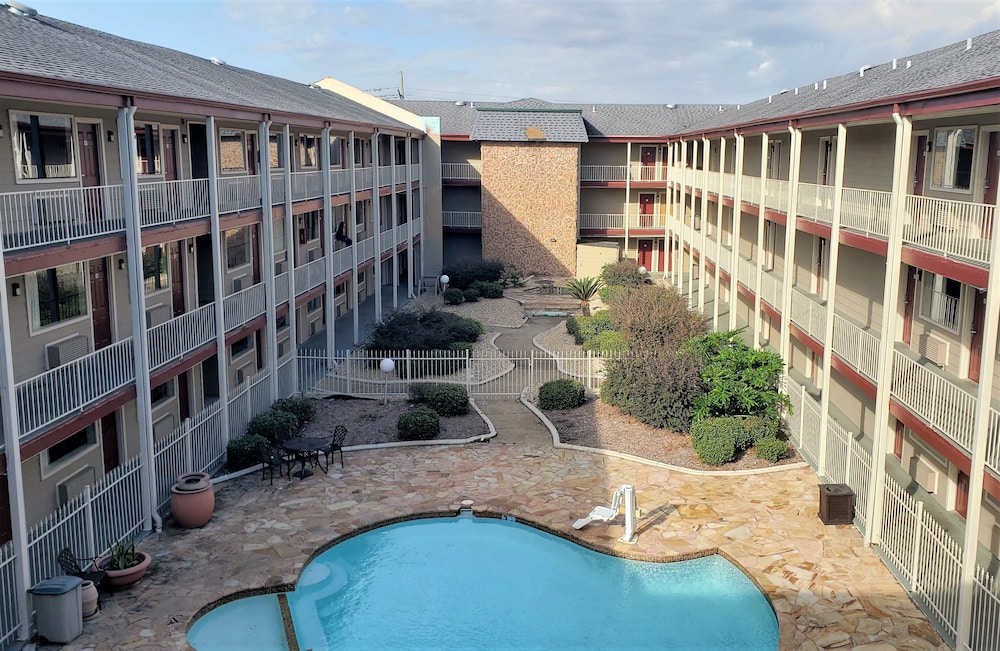 Red Roof Inn Kenner New Orleans Airport NE - photo 22