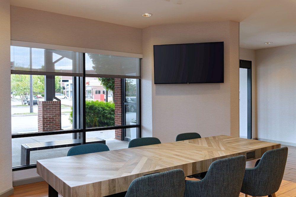 TownePlace Suites by Marriott Macon Mercer University - photo 26