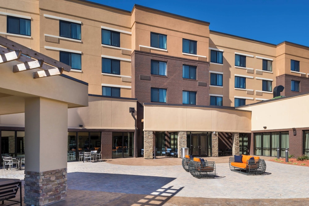 Courtyard Jacksonville - photo 38