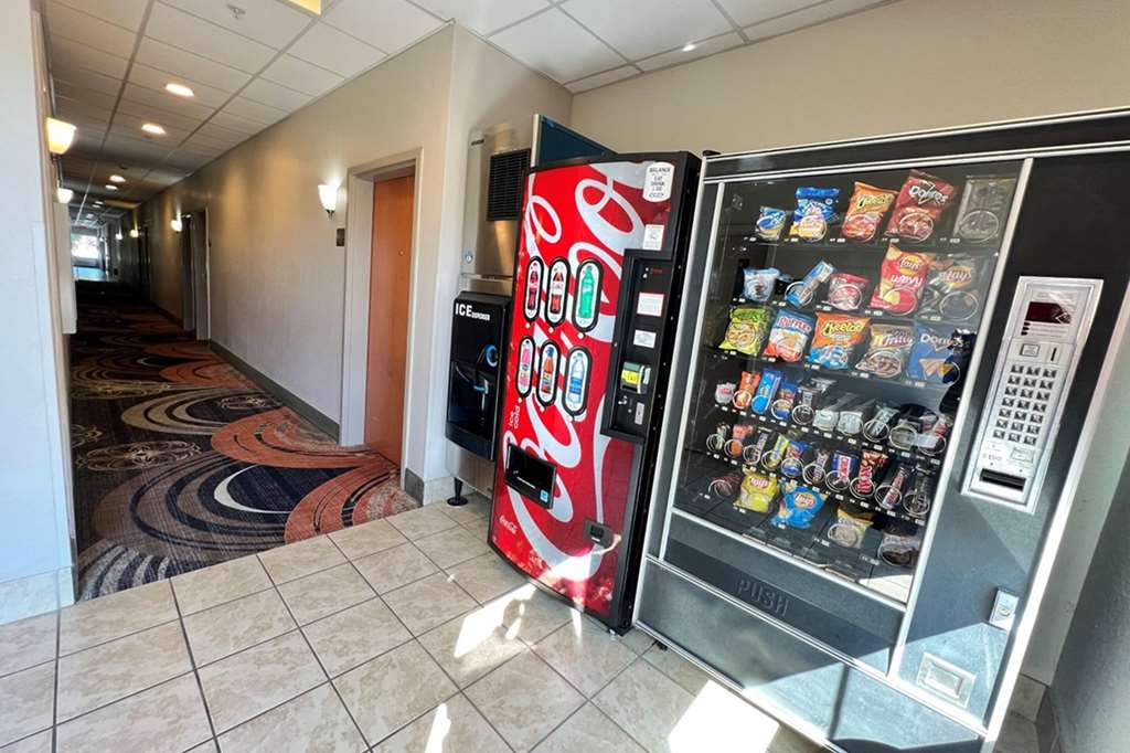 Econo Lodge Augusta West near Fort Gordon - photo 33